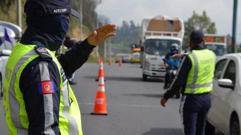 Pico y Placa se suspende en Quito por feriado: desde este jueves 31 de octubre al lunes 4 de noviembre