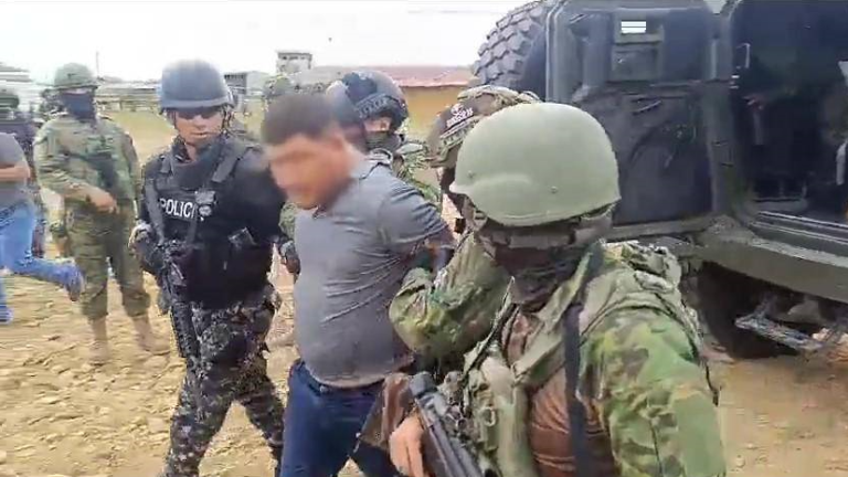 Bloque de seguridad arremete contra juez tras liberación de 'Comandante Vicente': 'afecta el trabajo de Policía y Fuerzas Armadas'