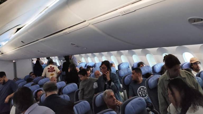 Aterradoras turbulencias en un avión de Air Europa: decenas de heridos y aterrizaje de emergencia en Brasil