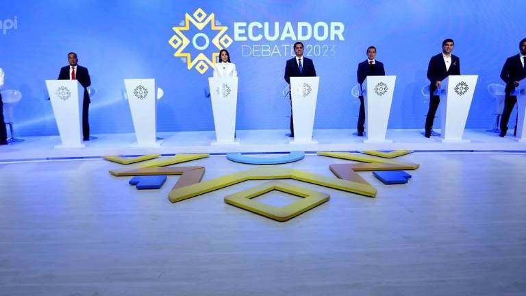 ¿Verdad o mentira? Ecuador Chequea verificó lo que dijeron los candidatos en el Debate Presidencial