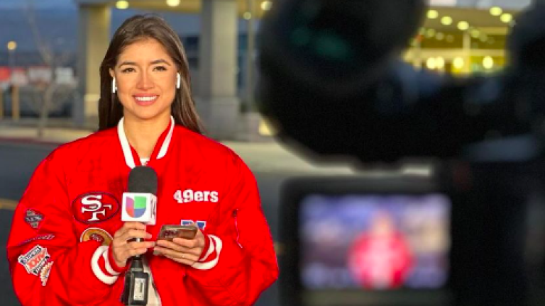 Dayanna Monroy: la periodista ecuatoriana que conquistó la TV estadounidense en un año