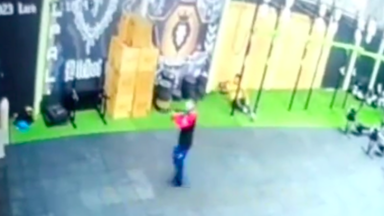 VIDEO: Así fue cómo cuatro sujetos asesinaron a Álex Paredes en su gimnasio en Milagro